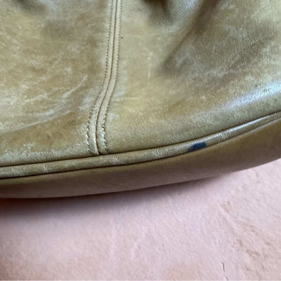 Coach vintage tan leather shoulder bag - Picture 3 of 10